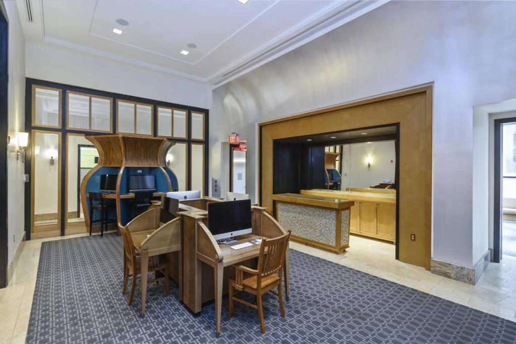 Fantastic 2 Bedroom Condo At Pentagon City 阿林顿 外观 照片
