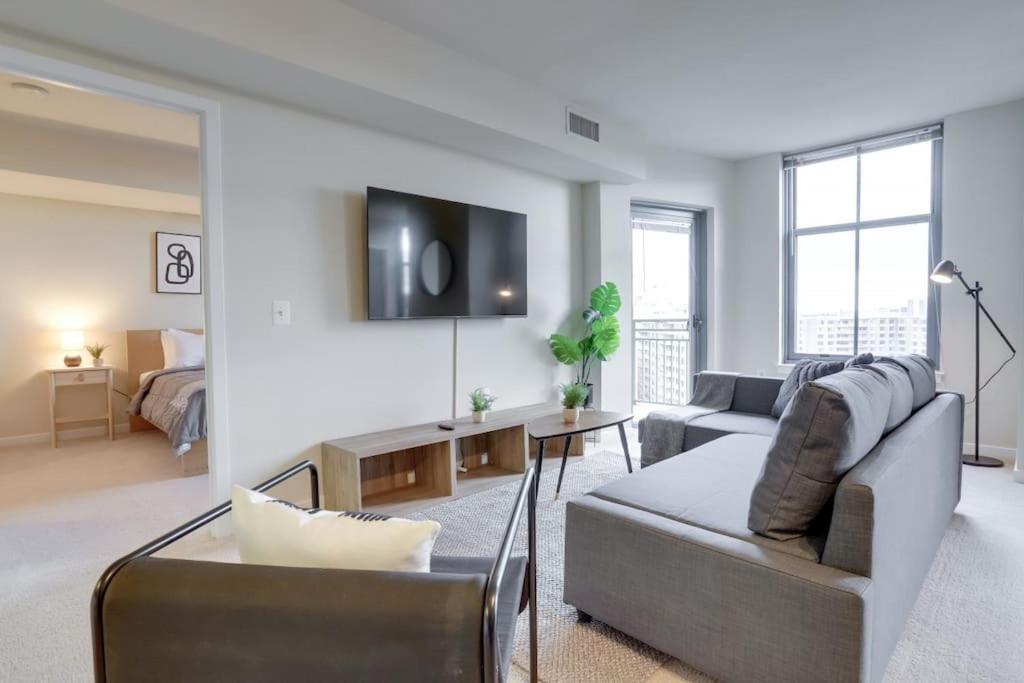 Fantastic 2 Bedroom Condo At Pentagon City 阿林顿 外观 照片