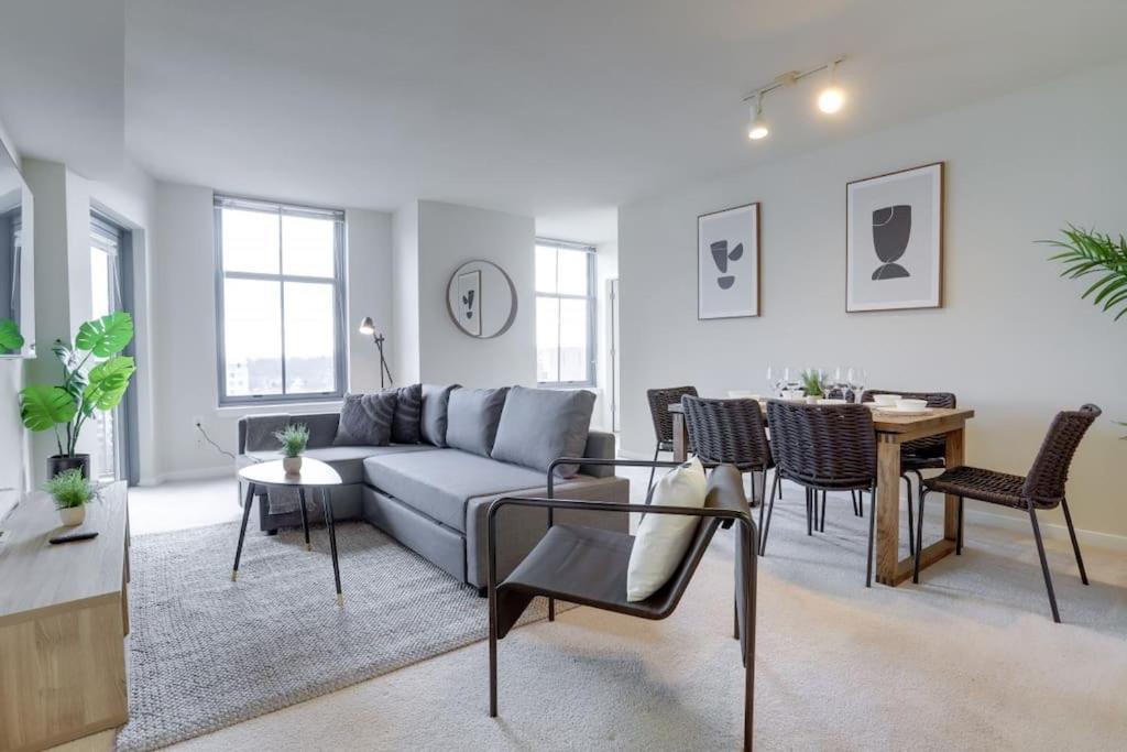 Fantastic 2 Bedroom Condo At Pentagon City 阿林顿 外观 照片