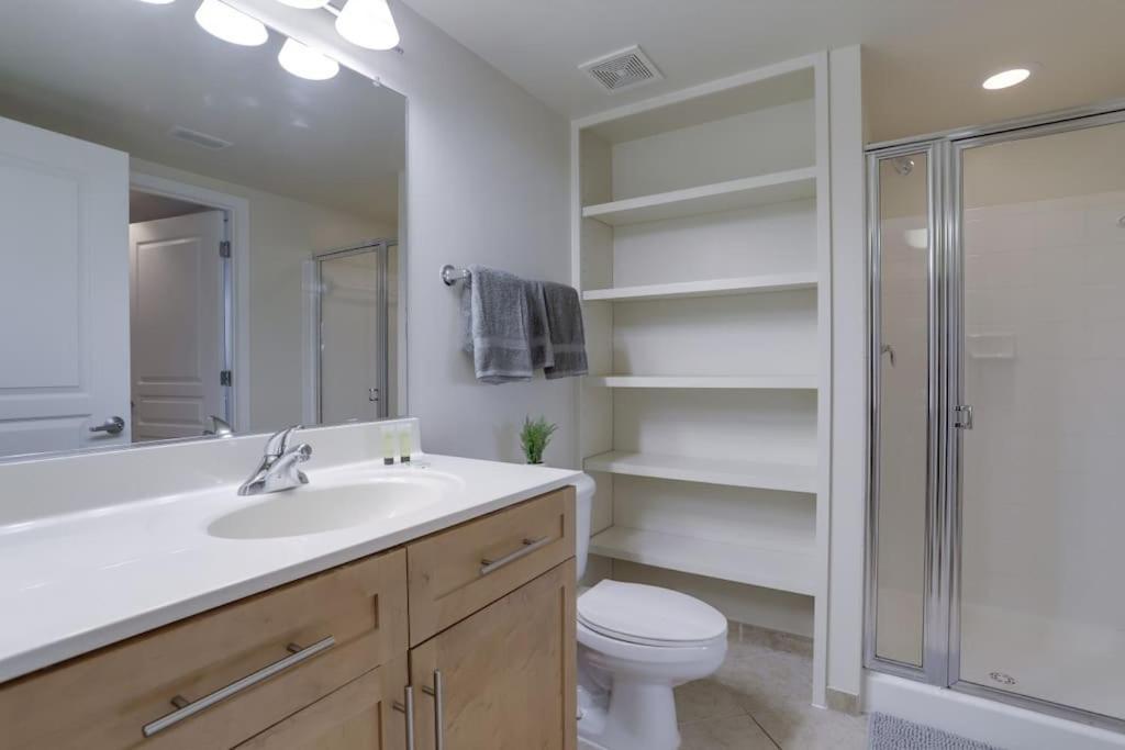 Fantastic 2 Bedroom Condo At Pentagon City 阿林顿 外观 照片